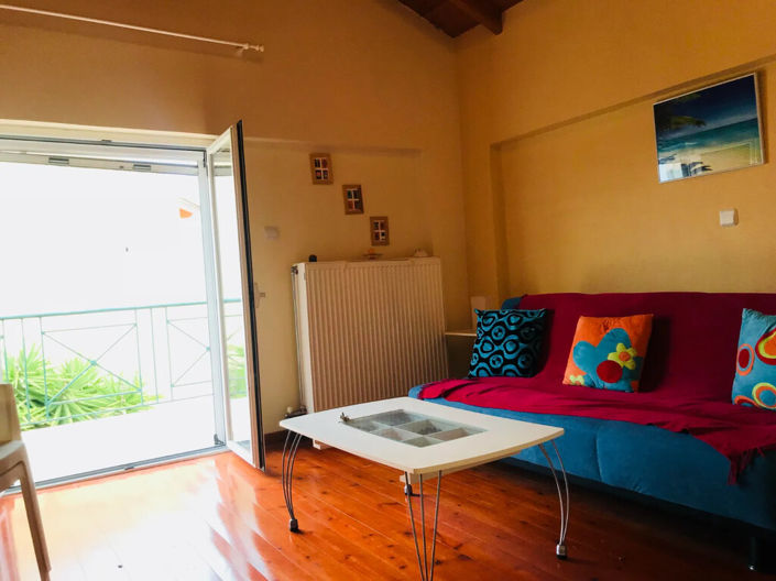 Image No.4-Propriété de 4 chambres à vendre à Xylokastro