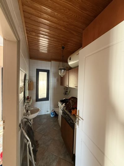 Image No.26-5 Bed Property for sale