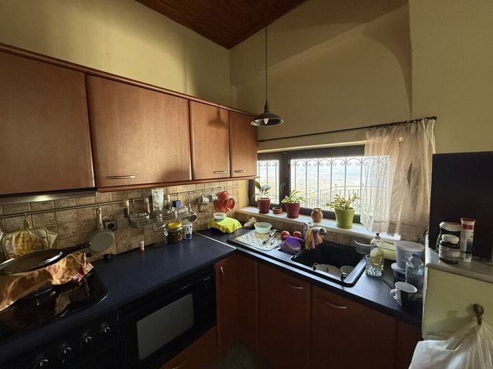 Image No.6-5 Bed Property for sale