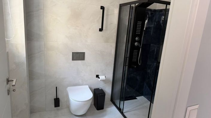 Image No.11-1 Bed Flat for sale