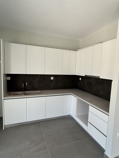 Image No.2-Maisonette de 3 chambres à vendre à Kokkoni