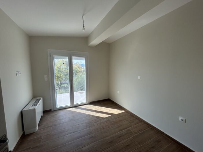 Image No.5-Maisonette de 3 chambres à vendre à Kokkoni