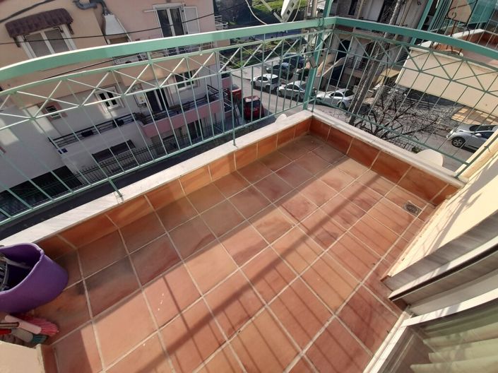 Image No.18-3 Bed Flat for sale