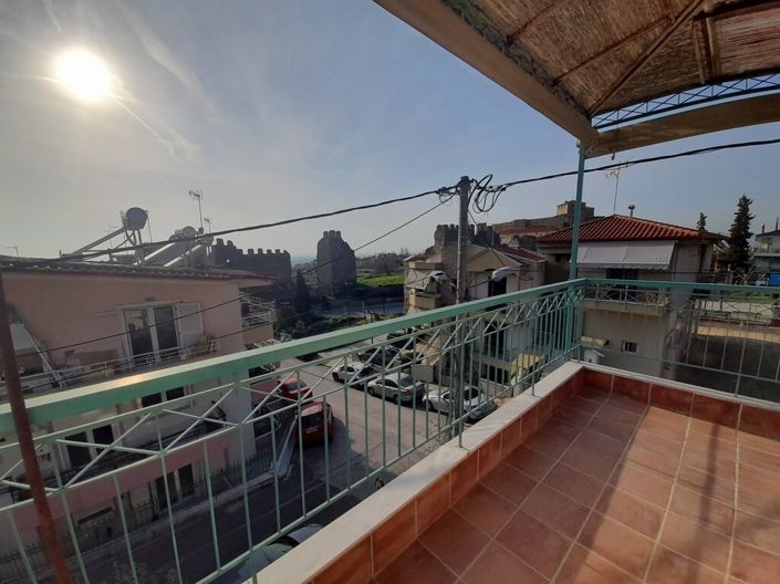 Image No.27-3 Bed Flat for sale