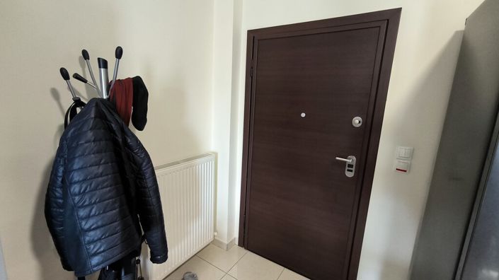 Image No.25-2 Bed Flat for sale