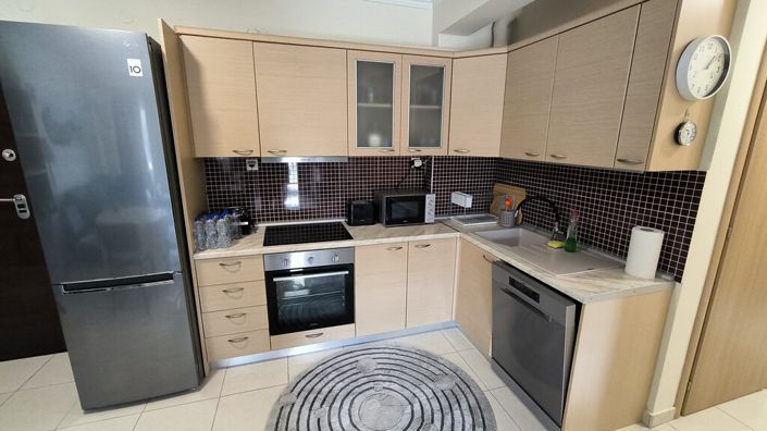 Image No.8-2 Bed Flat for sale