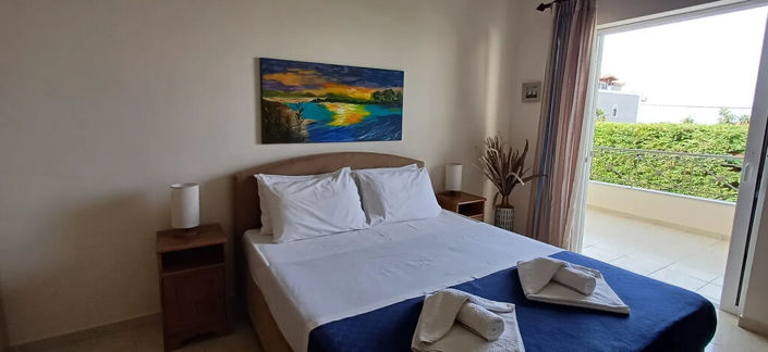 Image No.22-4 Bed Property for sale