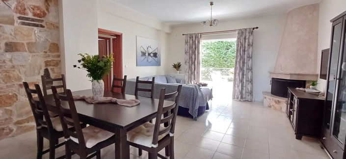 Image No.5-4 Bed Property for sale