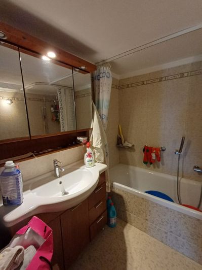 Image No.21-4 Bed Property for sale