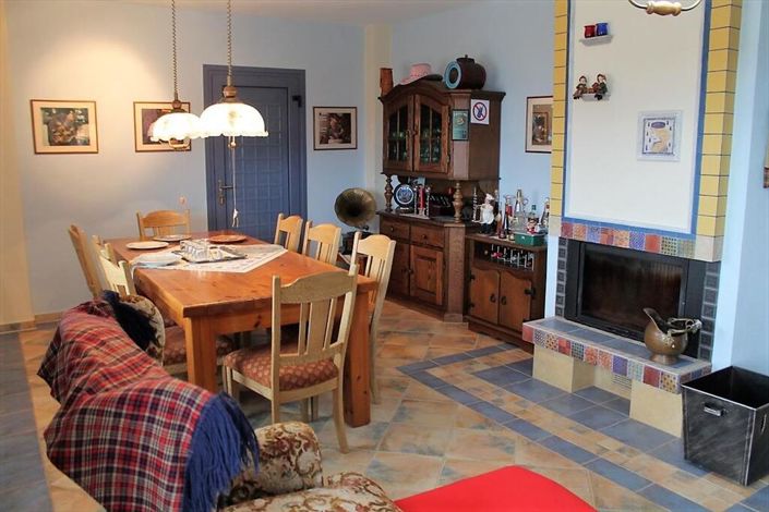 Image No.6-5 Bed Villa for sale