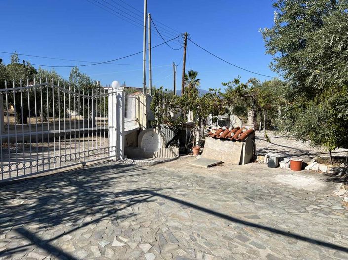 Image No.13-3 Bed Maisonette for sale