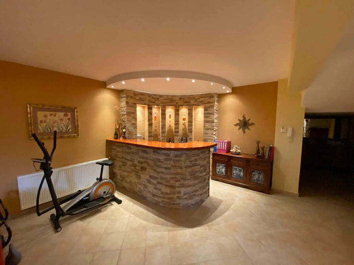 Image No.17-Propriété de 4 chambres à vendre à Thessalonique