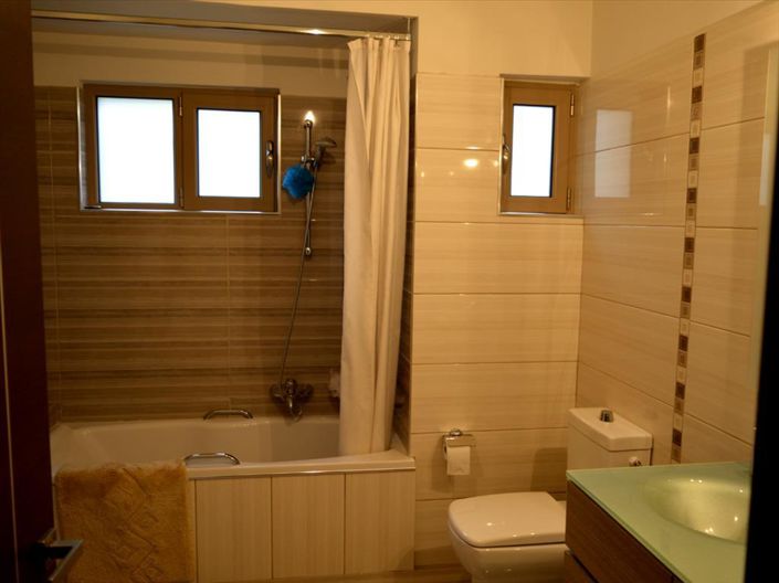 Image No.9-Propriété de 4 chambres à vendre à Derveni