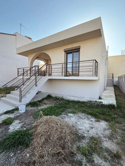 Image No.4-Propriété de 2 chambres à vendre à Artemida