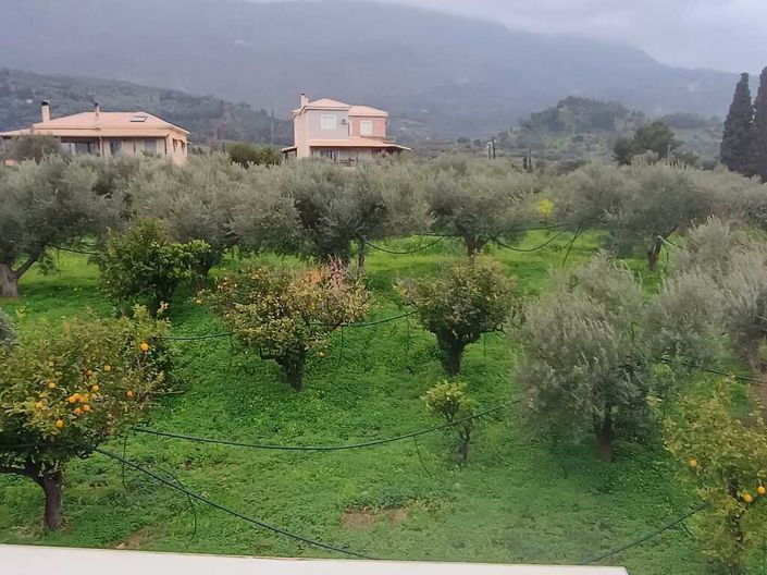 Image No.13-4 Bed Property for sale