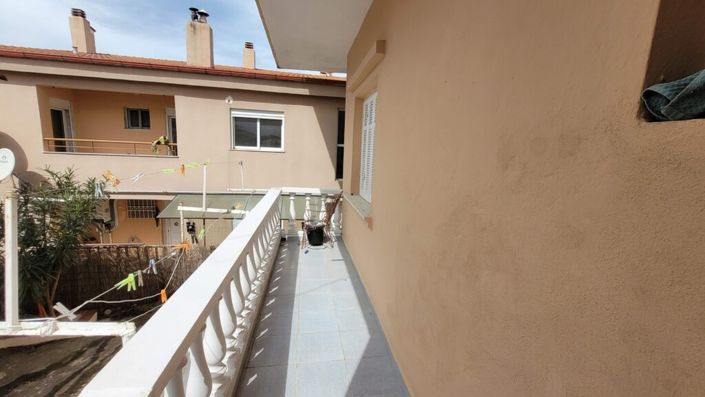 Image No.21-2 Bed Flat for sale