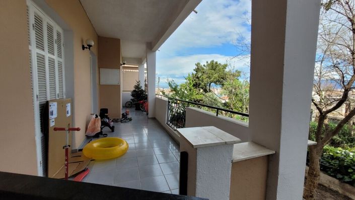 Image No.25-2 Bed Flat for sale