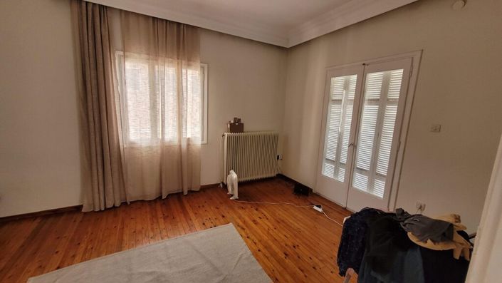 Image No.28-2 Bed Flat for sale