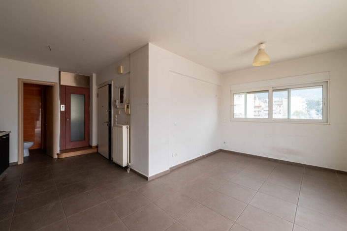 Image No.13-3 Bed Flat for sale