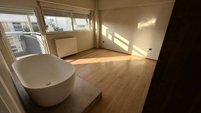 Image No.12-3 Bed Flat for sale