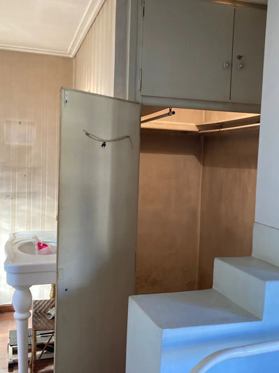 Image No.8-2 Bed Maisonette for sale