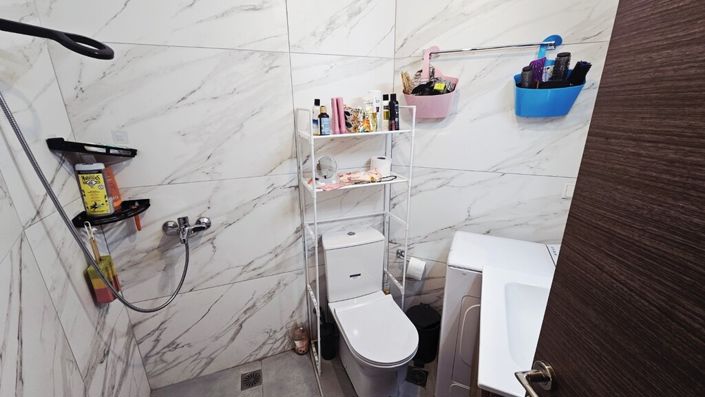 Image No.13-2 Bed Maisonette for sale