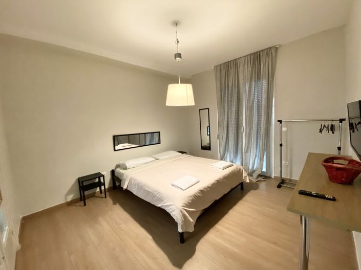 Image No.13-3 Bed Flat for sale