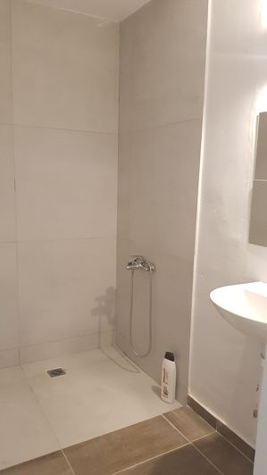 Image No.18-3 Bed Flat for sale