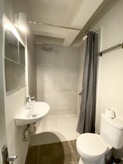 Image No.19-3 Bed Flat for sale