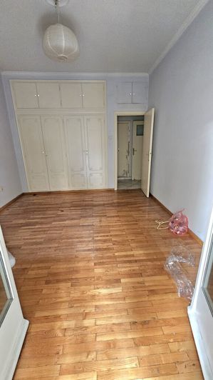 Image No.14-2 Bed Flat for sale