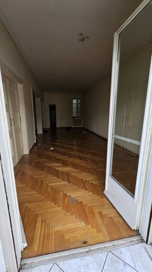 Image No.19-2 Bed Flat for sale