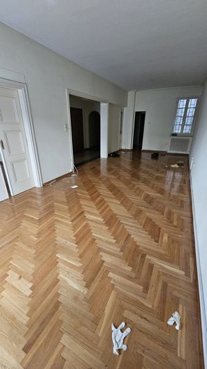 Image No.6-2 Bed Flat for sale