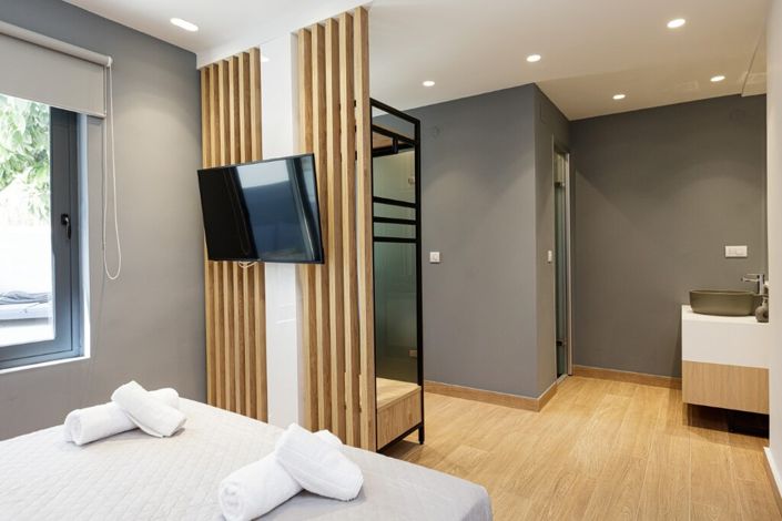 Image No.10-5 Bed Villa for sale