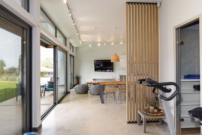 Image No.17-5 Bed Villa for sale