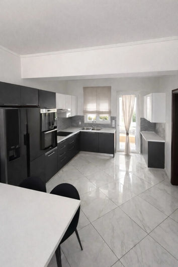 Image No.5-6 Bed Maisonette for sale