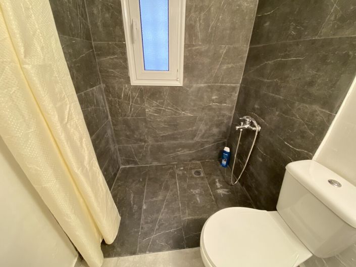 Image No.17-2 Bed Flat for sale