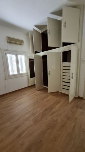 Image No.6-4 Bed Property for sale