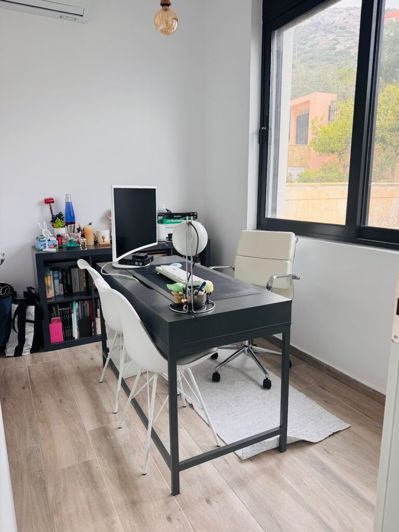 Image No.18-3 Bed Property for sale