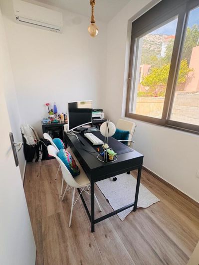 Image No.9-3 Bed Property for sale