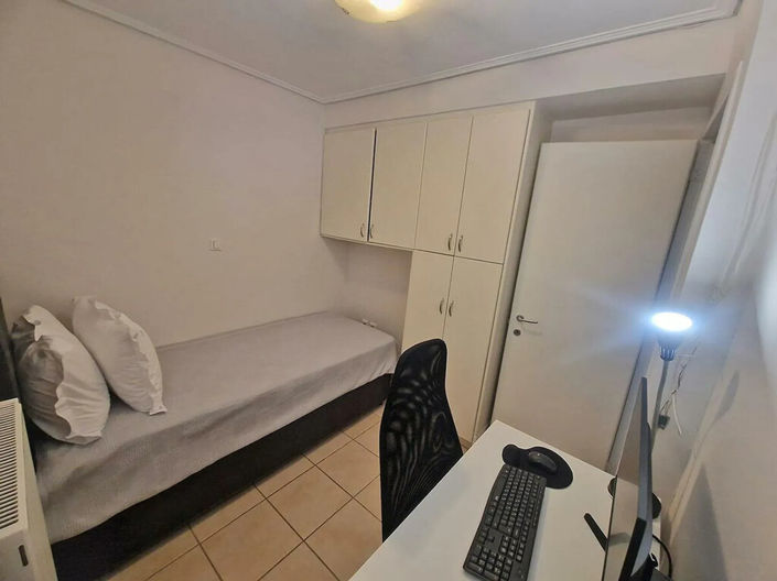 Image No.12-4 Bed Maisonette for sale