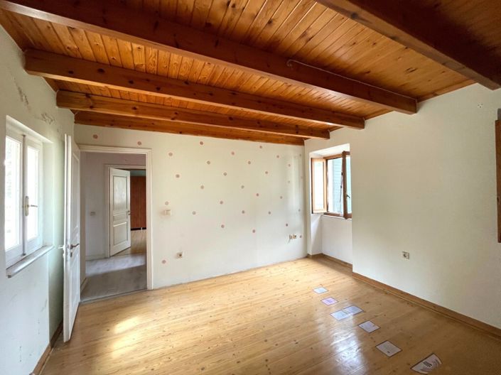 Image No.15-2 Bed Flat for sale