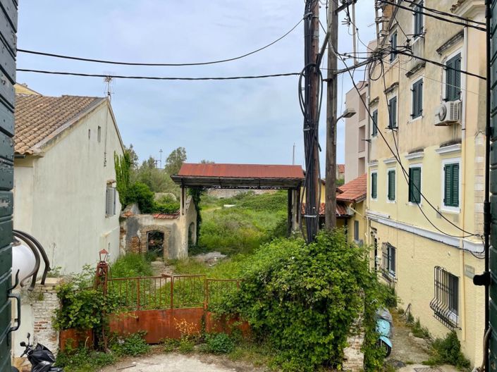 Image No.17-2 Bed Flat for sale