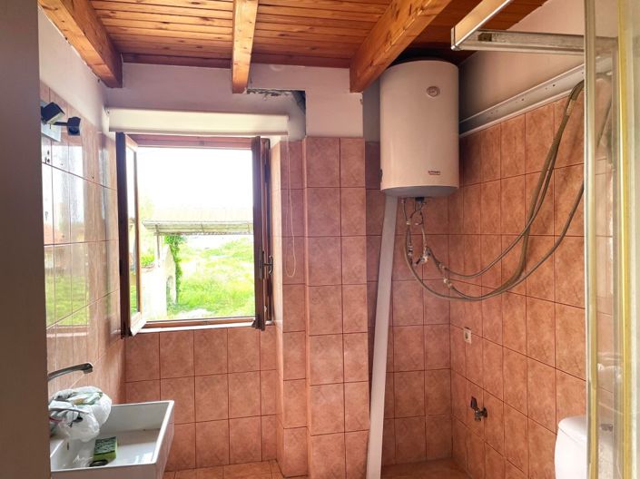 Image No.19-2 Bed Flat for sale