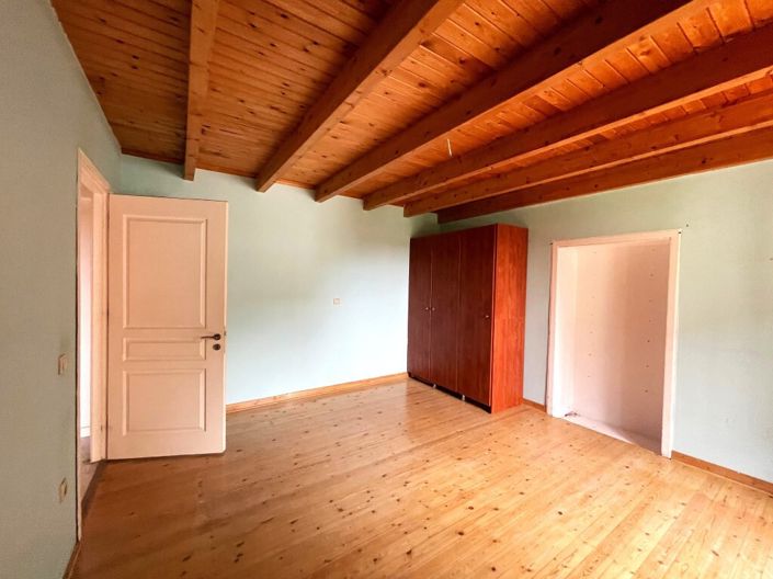 Image No.26-2 Bed Flat for sale