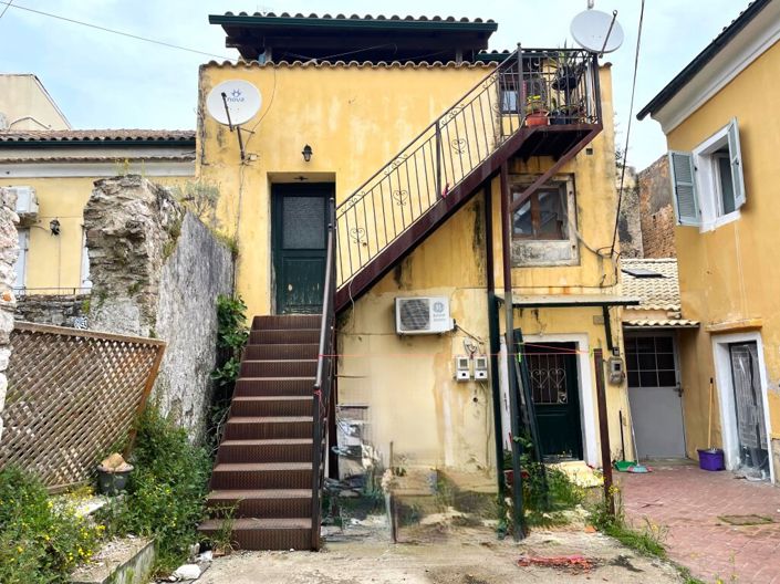 Image No.27-2 Bed Flat for sale