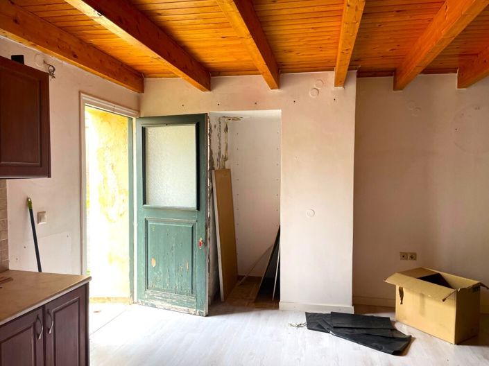 Image No.4-2 Bed Flat for sale