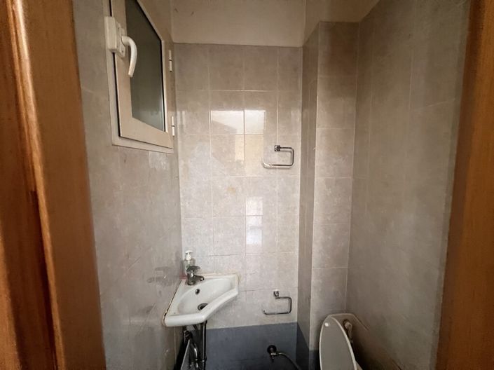 Image No.10-4 Bed Maisonette for sale