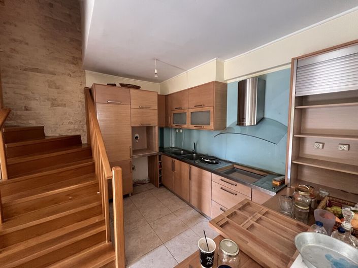 Image No.5-4 Bed Maisonette for sale