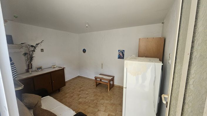 Image No.16-5 Bed Maisonette for sale