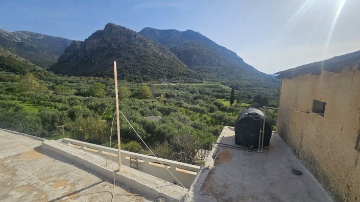 Image No.26-5 Bed Maisonette for sale